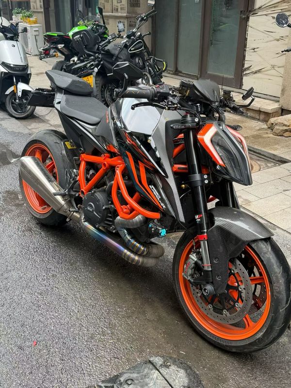 二手KTMR2R1290 Super Duke