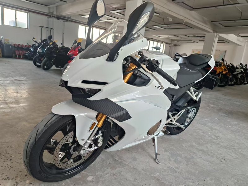 二手张雪机车500RR