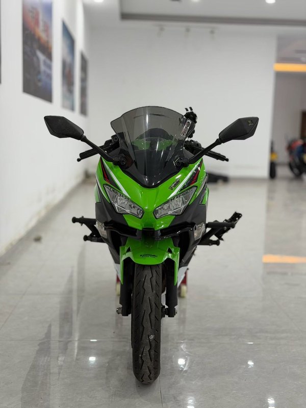 二手川崎Ninja 400
