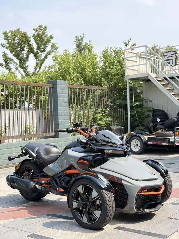 二手庞巴迪Spyder F3 