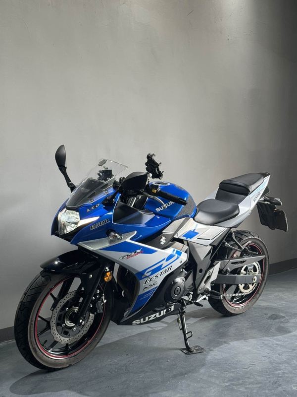 二手豪爵铃木GSX250R