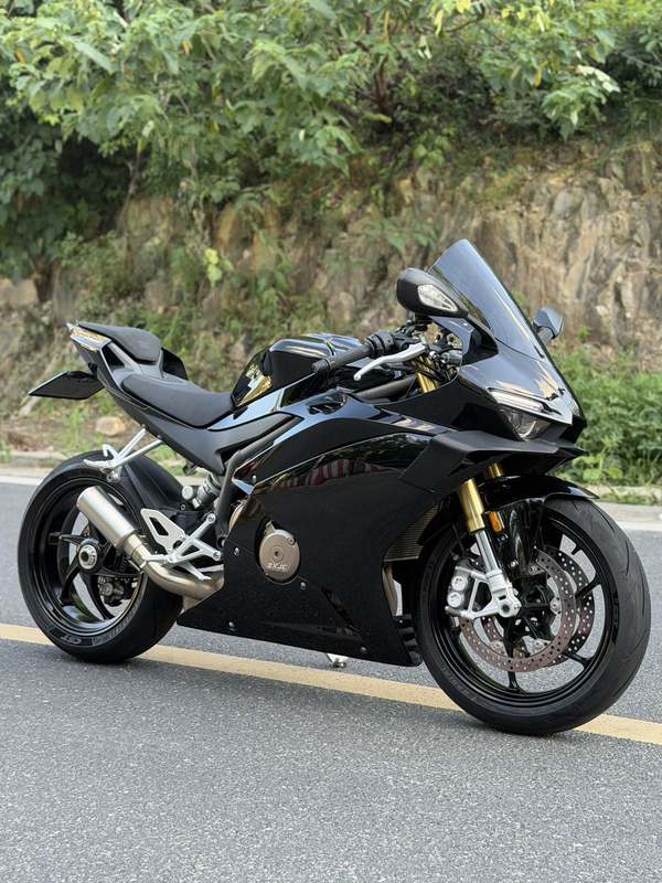二手张雪机车500RR