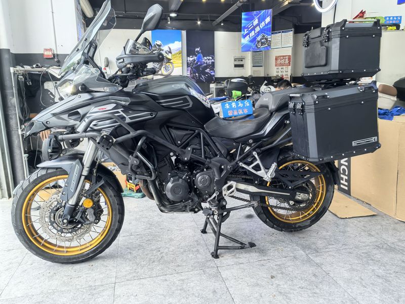 二手贝纳利TRK552
