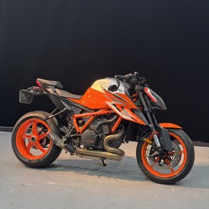 二手KTMR2R1290 Super Duke