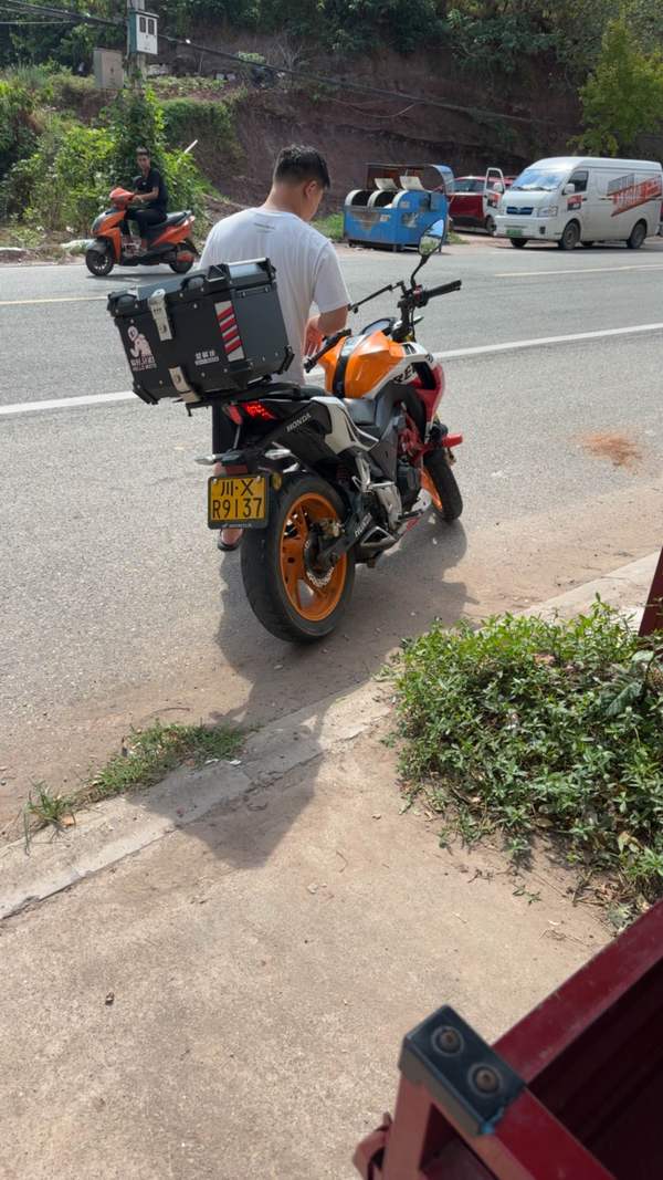 二手五羊本田CB190R 暴锋眼