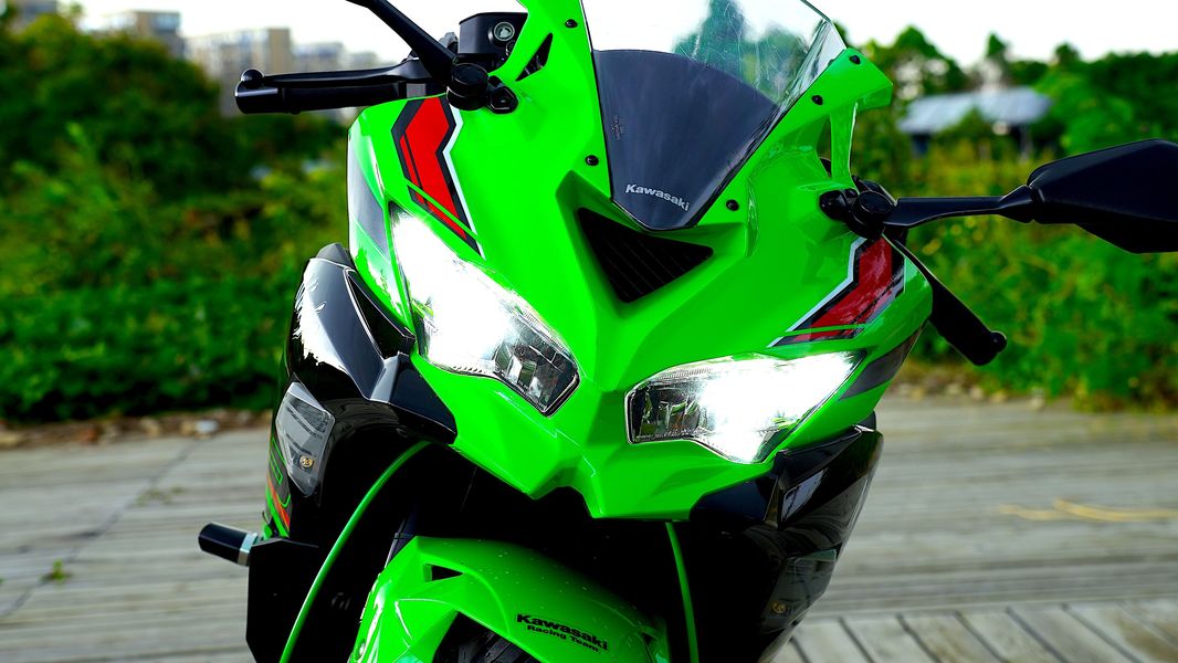 二手川崎ZX-4R