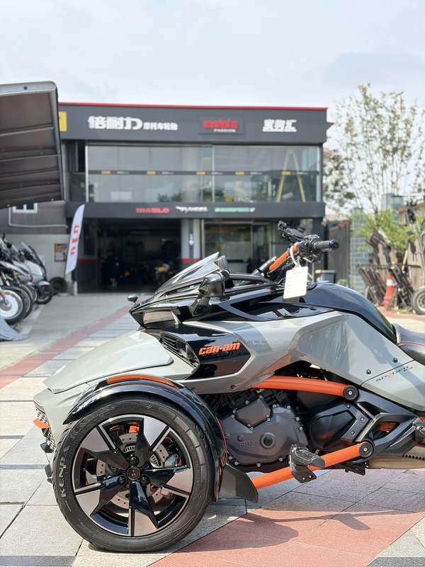 二手庞巴迪Spyder F3 