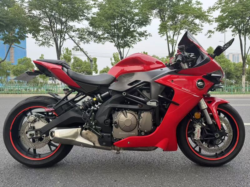 二手QJMOTOR赛600