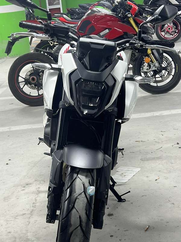 二手本田CB400F