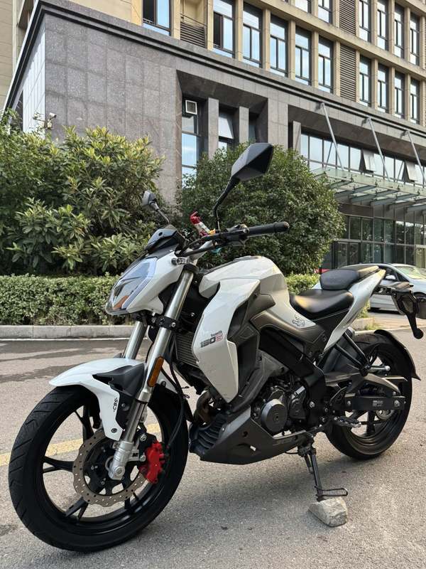 二手贝纳利小迅龙 BN150S