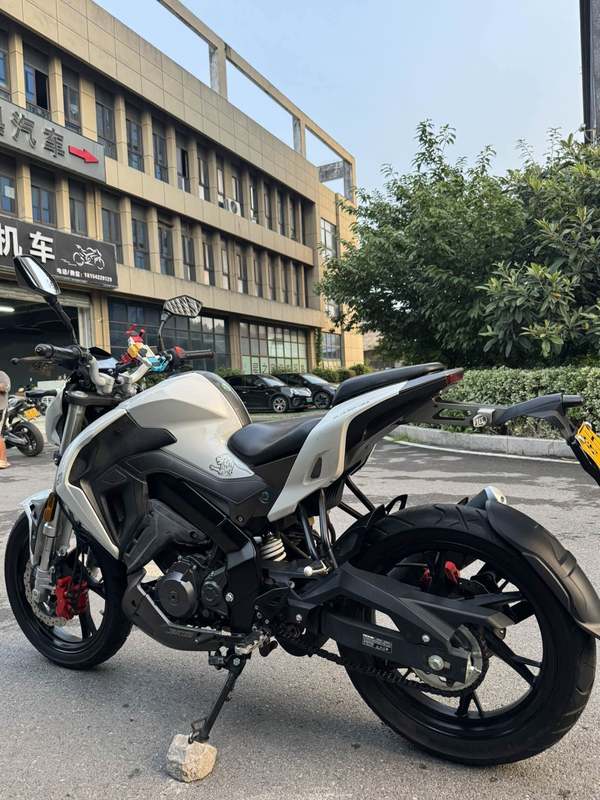 二手贝纳利小迅龙 BN150S