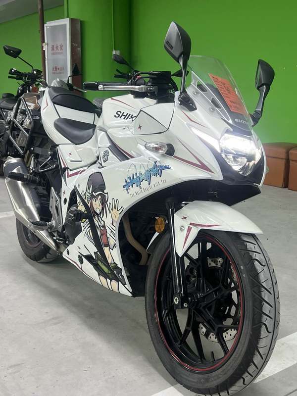 二手豪爵铃木GSX250R