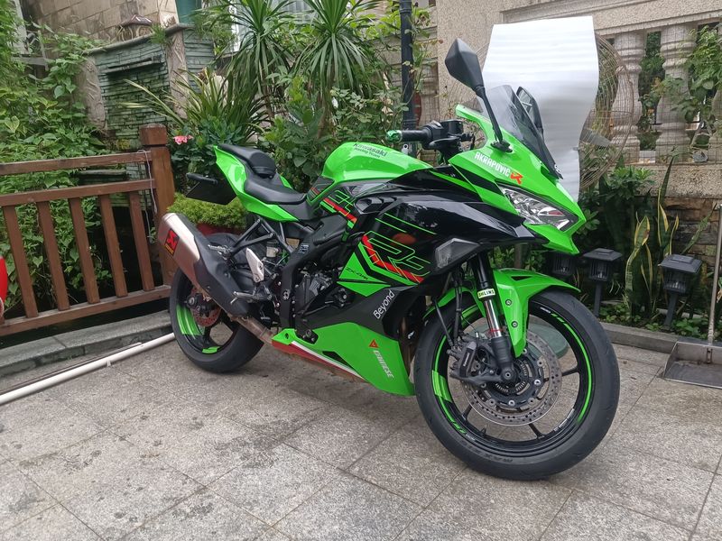 二手川崎ZX-4R