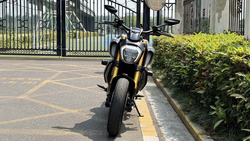 二手杜卡迪Diavel 