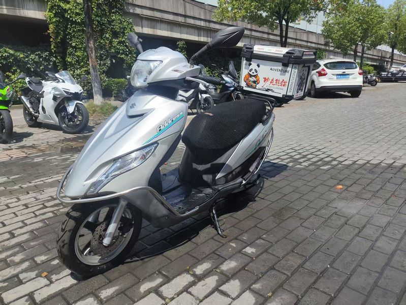 二手济南铃木优友 UU125i