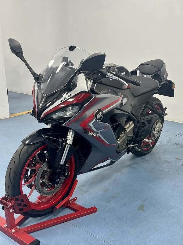 二手QJMOTOR赛400