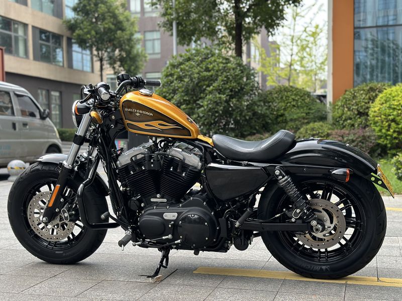 二手哈雷戴维森XL1200X Forty-Eight