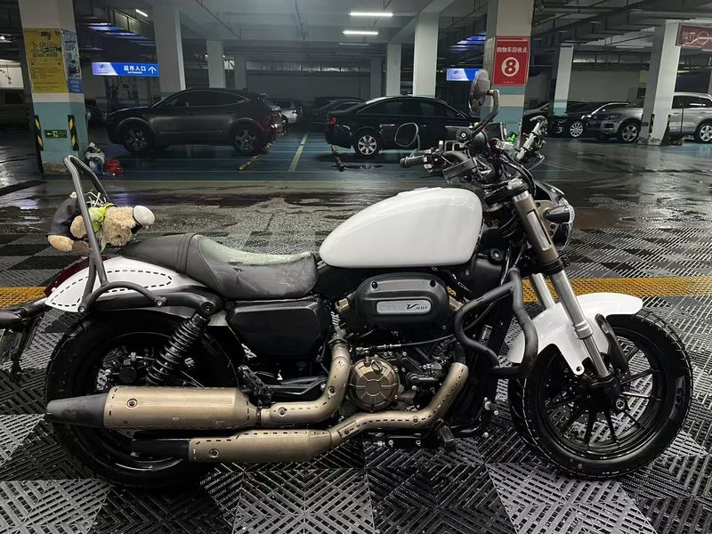 二手QJMOTOR闪300