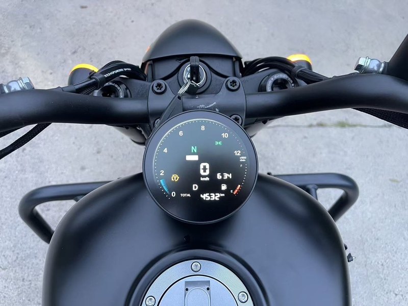 二手QJMOTOR闪300