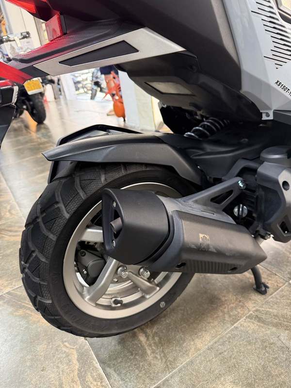 二手三阳哈士奇 Husky ADV150