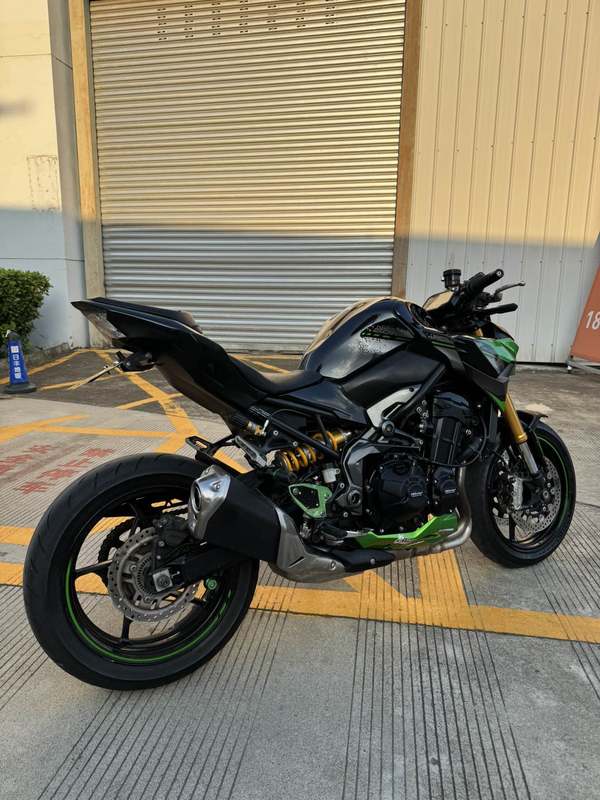 二手川崎Z900