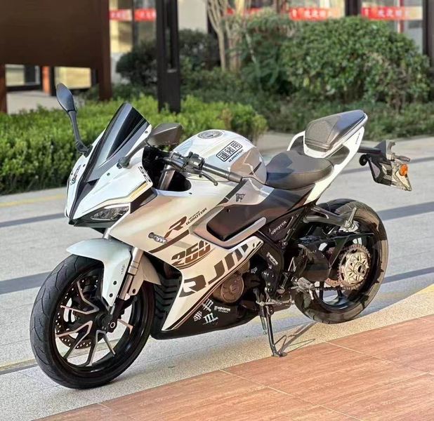 二手QJMOTOR赛250