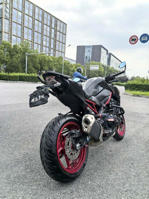 二手川崎Z900