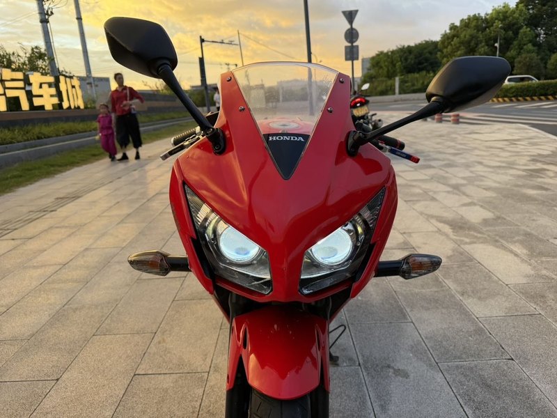 二手本田CBR300R