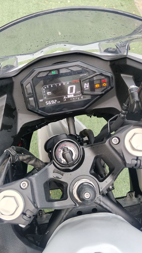 二手川崎Ninja 500