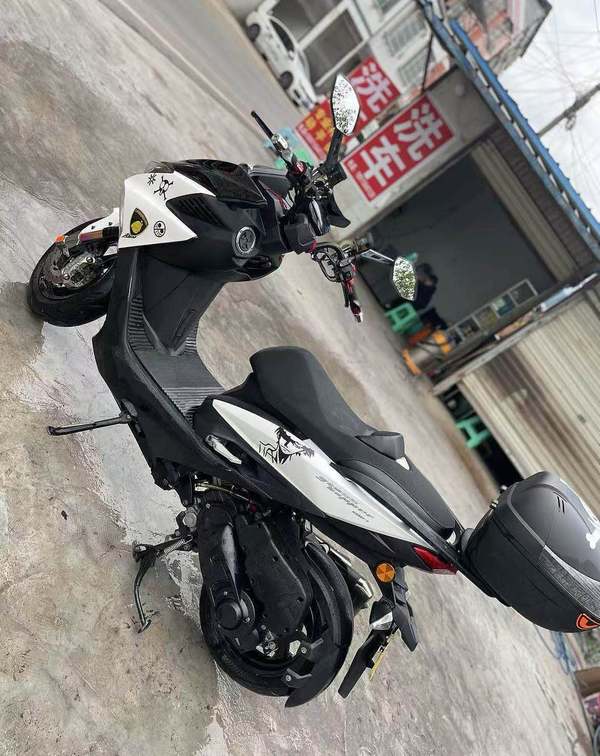 二手金城草蜢 200