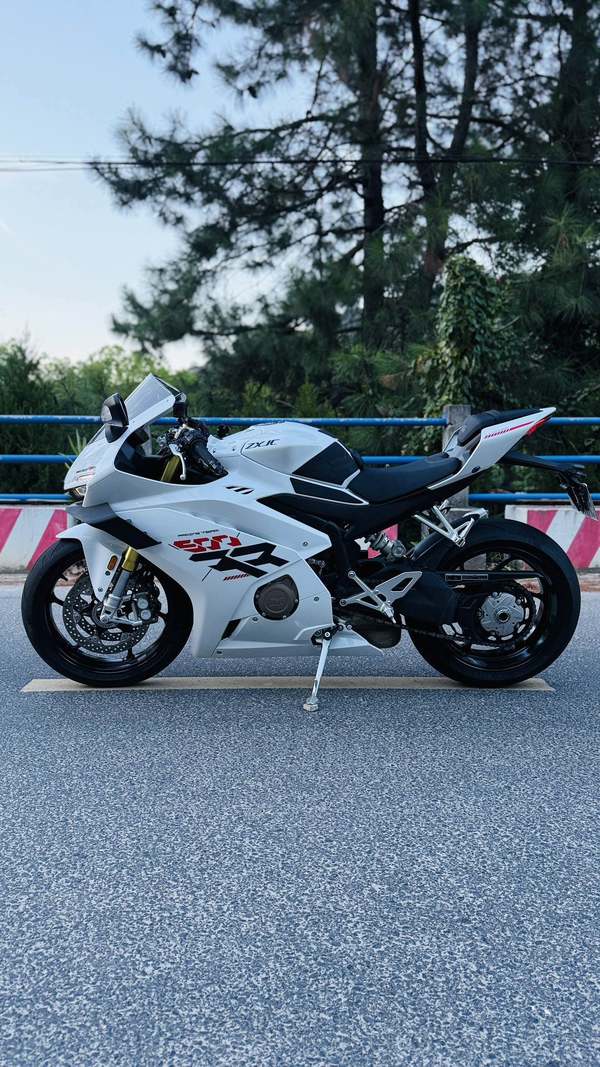 二手张雪机车500RR