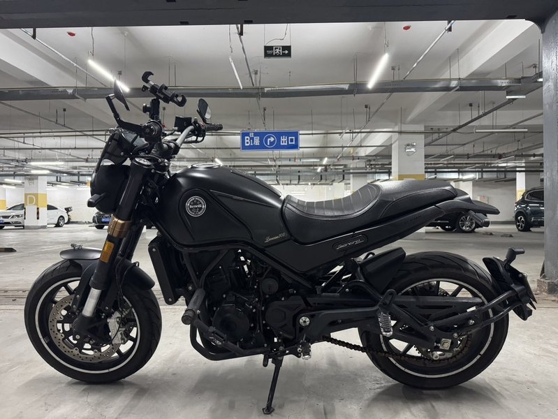 二手贝纳利幼狮 Leoncino 500