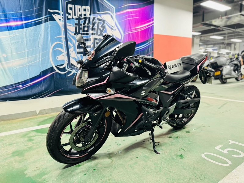 二手豪爵铃木GSX250R