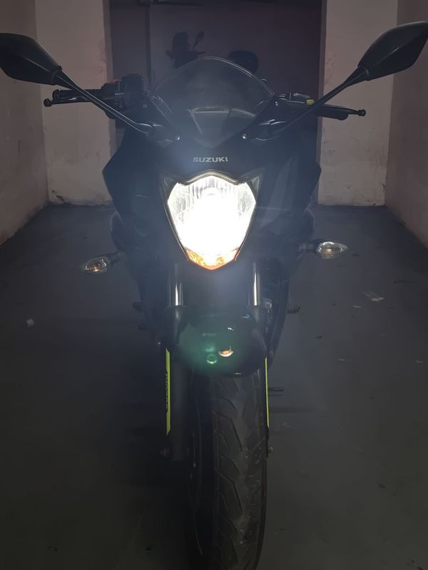 二手济南铃木极客飒 Gixxer 155