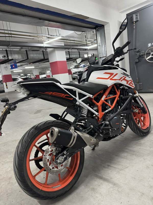 二手KTMR2R390 Duke