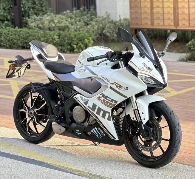 二手QJMOTOR赛250