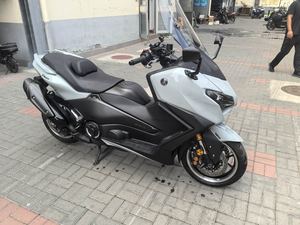 二手雅马哈TMAX