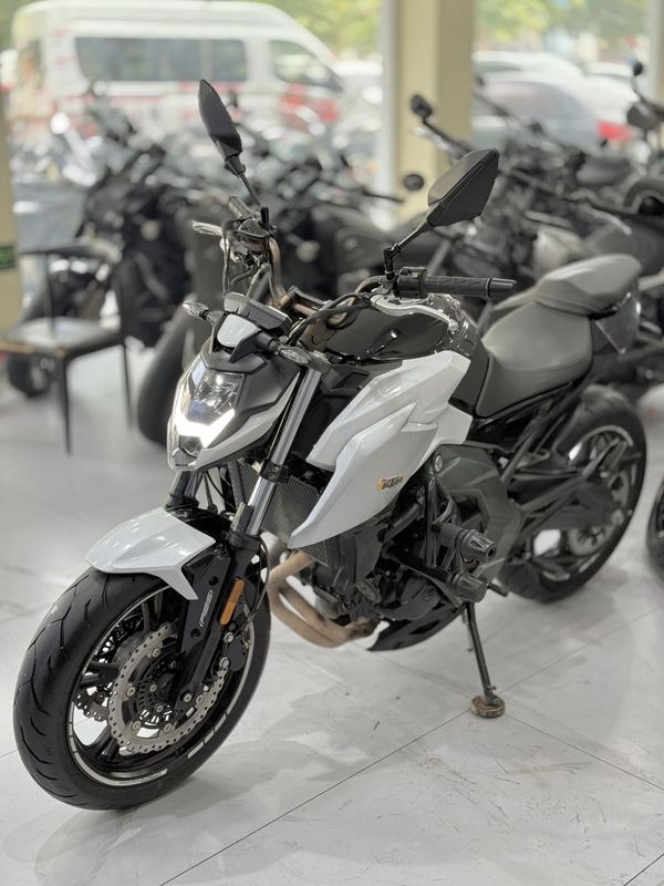 二手春风400NK