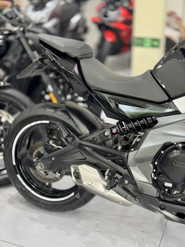 二手春风400NK