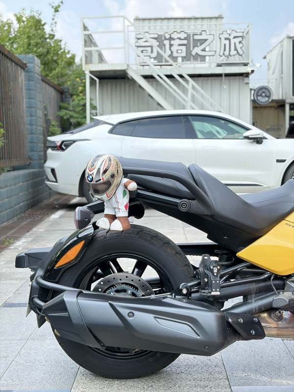 二手庞巴迪Spyder F3 