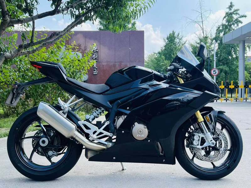 二手张雪机车500RR
