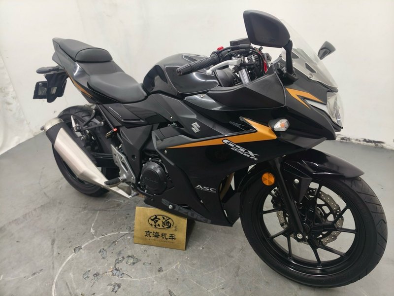 二手豪爵铃木GSX250R