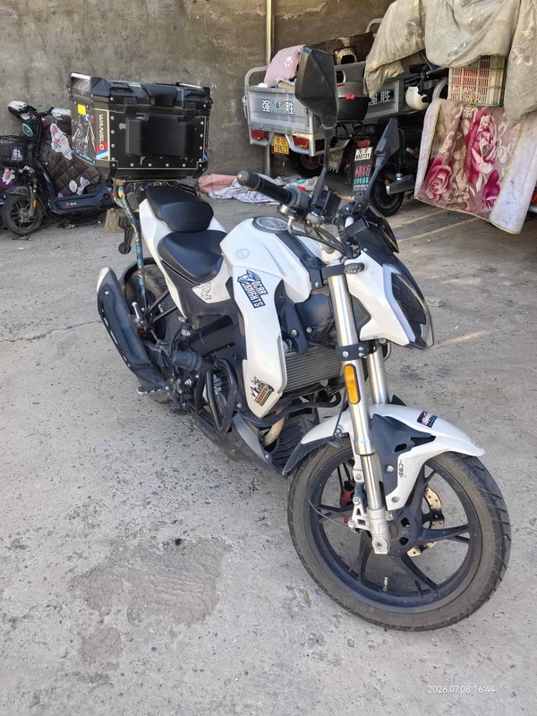 二手贝纳利小迅龙 BN150S