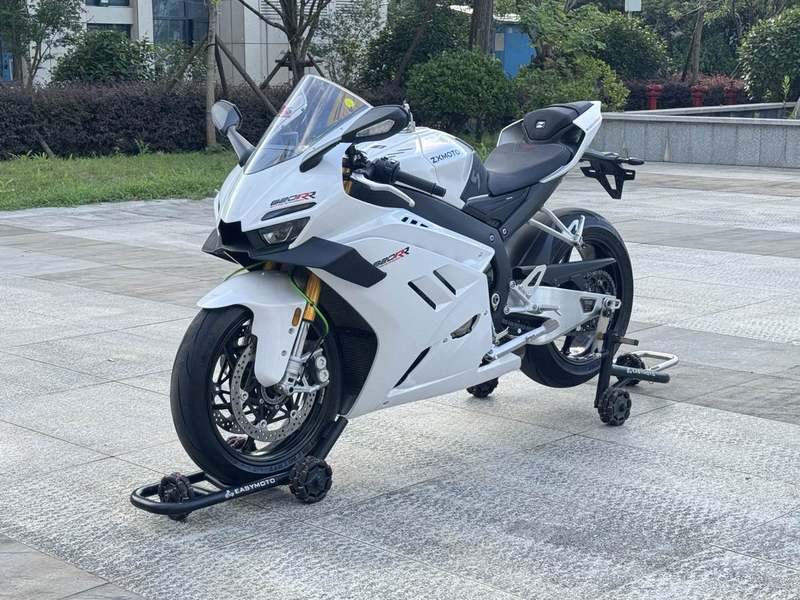 二手张雪机车820RR