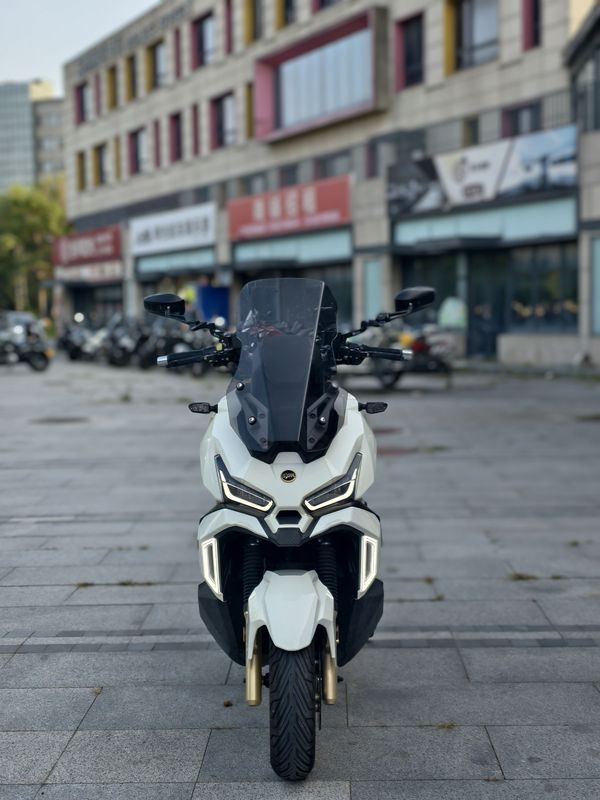 二手三阳哈士奇 Husky ADV150