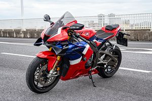 二手本田CBR 1000 RR-R