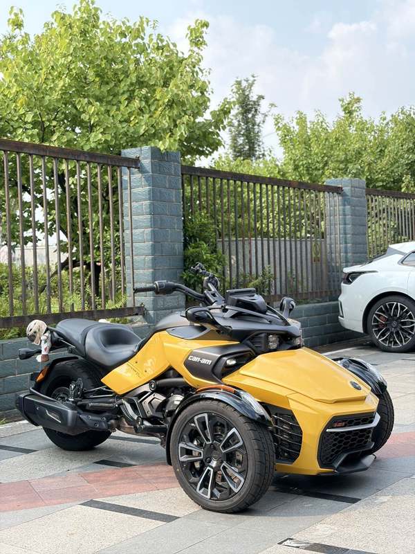二手庞巴迪Spyder F3 