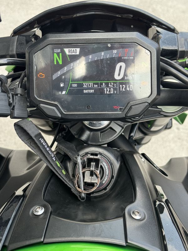 二手川崎Z900