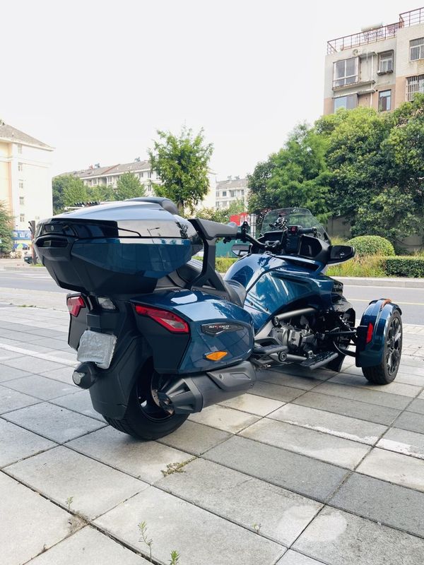 二手庞巴迪Spyder F3 