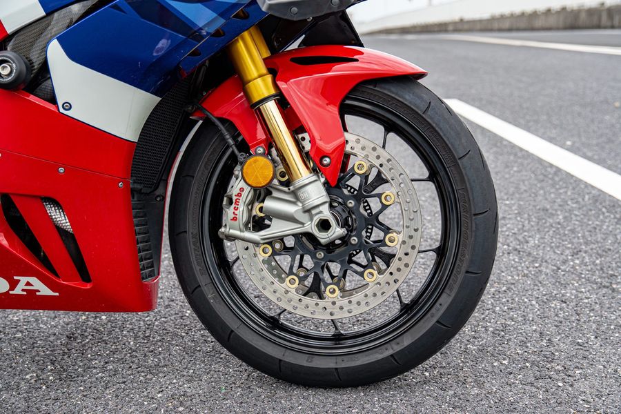 二手本田CBR 1000 RR-R